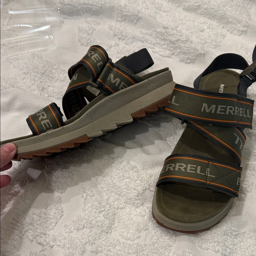 Merrell Olive Outdoor Sandals 0064 - Picture 2 of 6